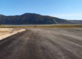 SKLOPLJEN UGOVOR O POSTAVLJANJU PROMETNE OPREME I SIGNALIZACIJE NA DIONICI LIPA-BLIDINJE