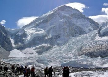 Otapaju se tijela stotina poginulih na Everestu, među njima i Hrvat