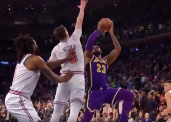 Hezonja junak Knicksa nakon što je blokirao Jamesov šut za pobjedu