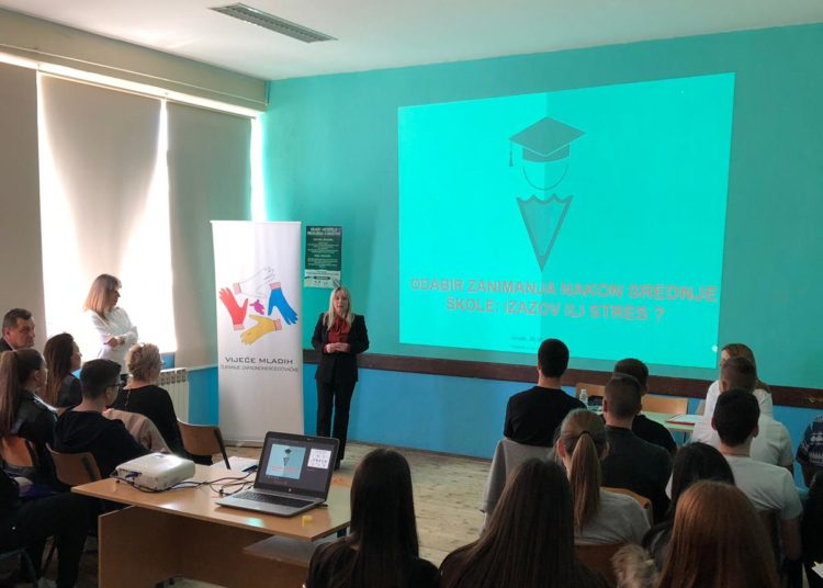 U Grudama održana radionica za srednjoškolce “Mladi – nositelji promjena u društvu”