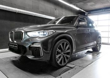 McChip DKR podiže snagu X5 M50d na čak 515 KS