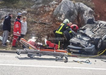 Prometna na Žovnici: Jednoj osobi liječnici se bore za život