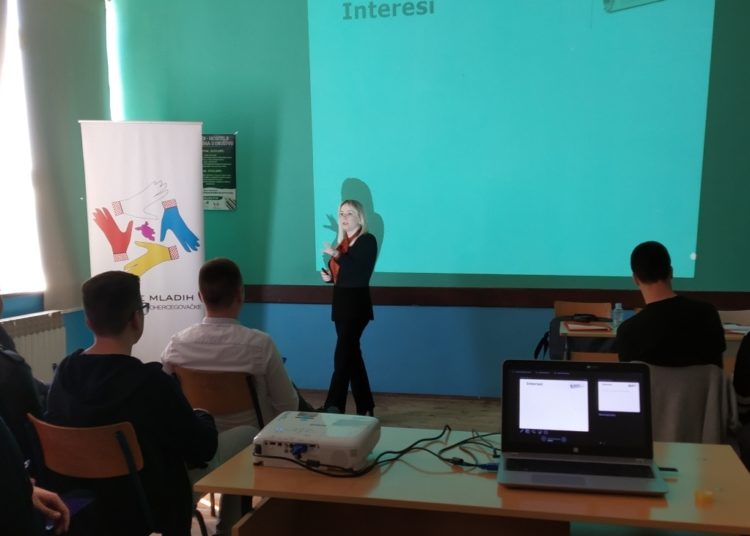 U Grudama održana radionica za srednjoškolce “Mladi – nositelji promjena u društvu”