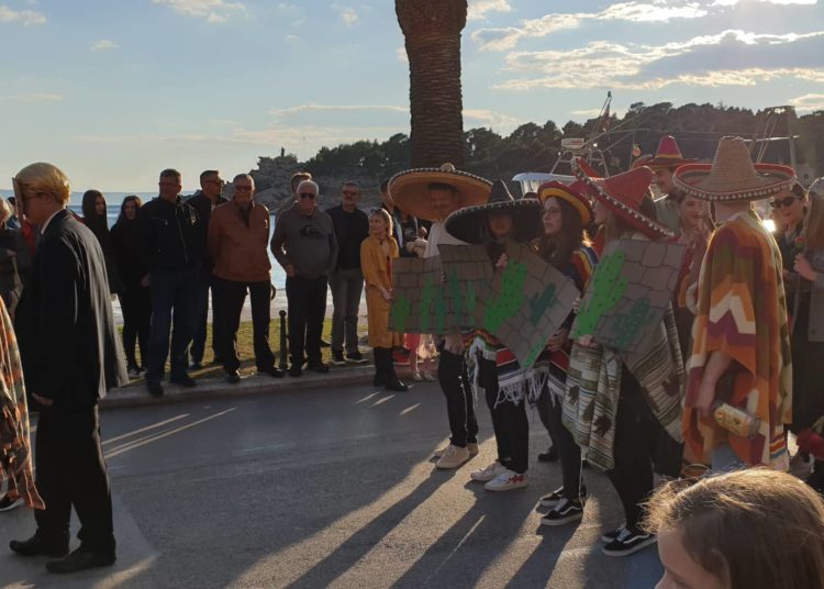 U Makarskoj održan veliki zimski karneval (FOTO)