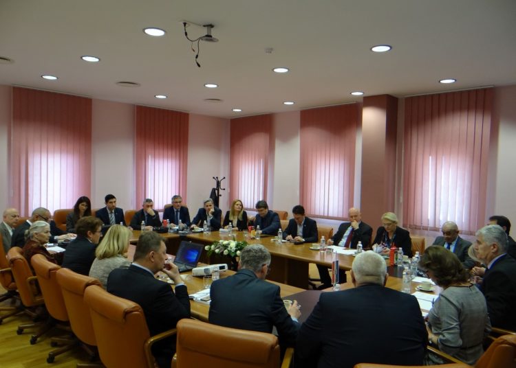 Htjelo se baciti sjenu na konferenciju u Neumu. Paradjelovanje je prisutno na svakom dijelu BiH