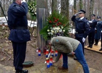 Na dan koji je postao poznat kao ‘krvavi Uskrs’ poginuo je Josip Jović: Hrvatski državni vrh položio vijence pred spomenikom prvoj žrtvi Domovinskog rata
