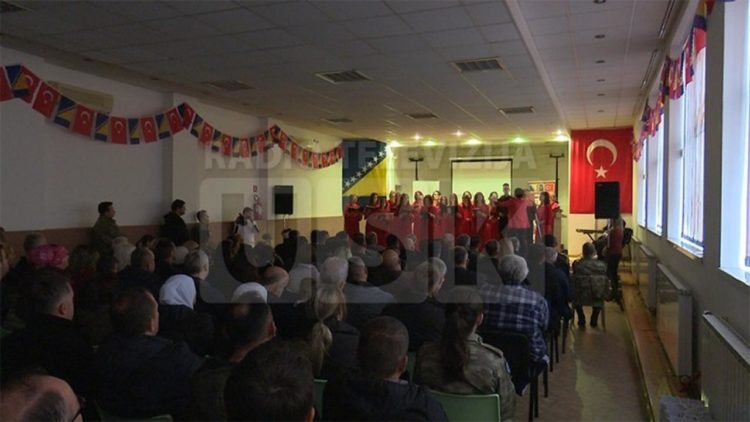 Mastilović: Bošnjaci su jedini narod koji slavi svoju okupaciju