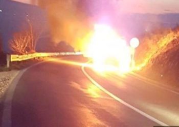 Zapalio se automobil između Mostara i Širokog Brijega