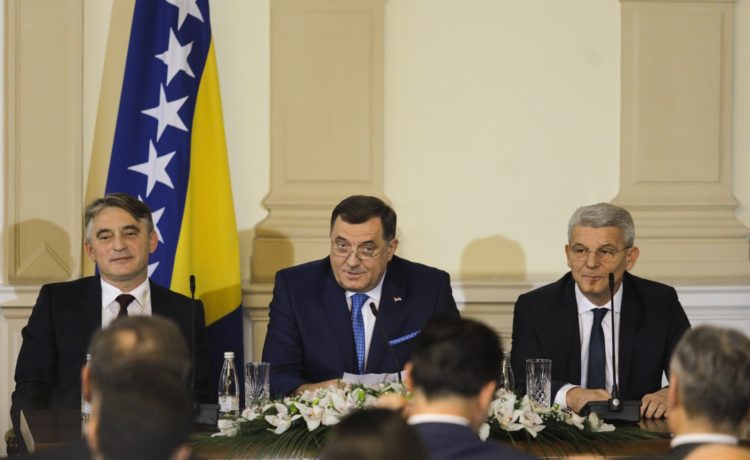 Predsjedništvo BiH zahtijeva prijedlog sporazuma o smanjenju cijene u roamingu