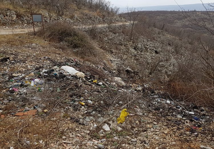 Široki Brijeg: Volimo naš grad, a trujemo ga otpadom