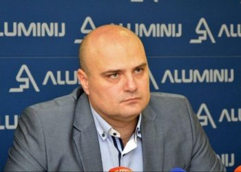 Aluminij neće snižavati radničke plaće jer ne želi dodatno poticati ljude na odlazak iz države