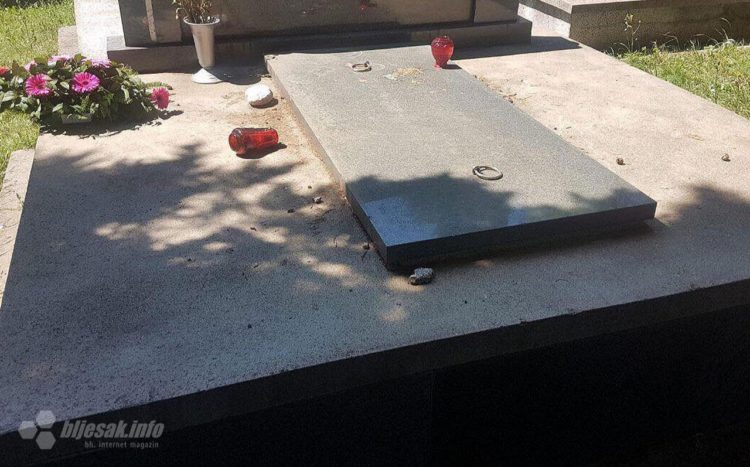 Mostar: Na Uskrs oskrnavljena obiteljska grobnica na katoličkom groblju