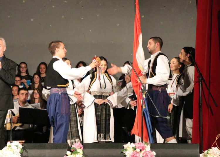 „U san mi dođu tambure“: Širokobriježani oduševljeni tamburaškim koncertom