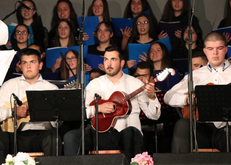 „U san mi dođu tambure“: Širokobriježani oduševljeni tamburaškim koncertom