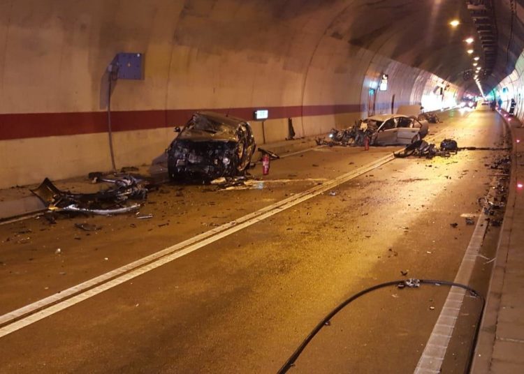 Teška prometna nesreća u tunelu Sv. Ilija