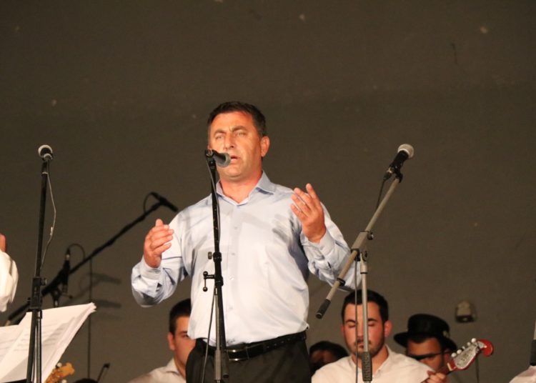 „U san mi dođu tambure“: Širokobriježani oduševljeni tamburaškim koncertom