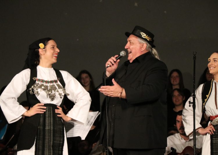 „U san mi dođu tambure“: Širokobriježani oduševljeni tamburaškim koncertom