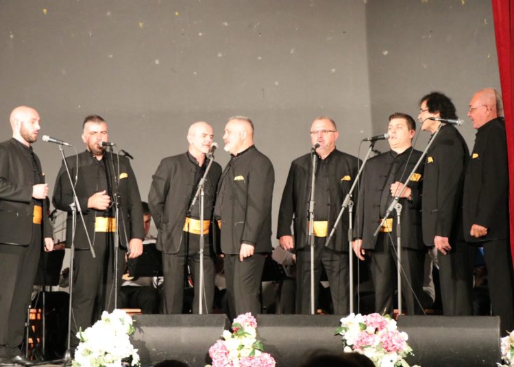 „U san mi dođu tambure“: Širokobriježani oduševljeni tamburaškim koncertom