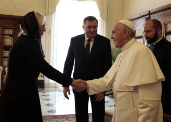 Dodik i Cvijanović s Papom u Vatikanu razgovarano i o izmjenama Izbornog zakona