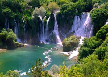 Ljubuški: Na vodopadu Kravica prihod od turista znatno veći