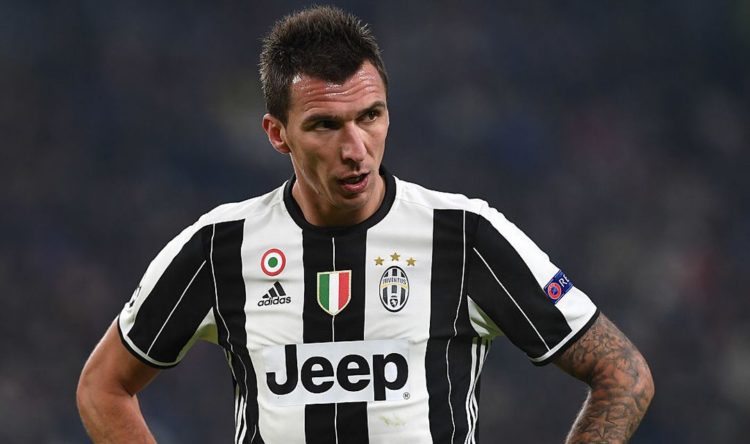 “On je prototip modernog napadača i primjer drugim igračima’ Mandžo i službeno potpisao novi ugovor s Juventusom