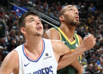 Zubac bez koševa, Golden State pobjedom krenuo u doigravanje