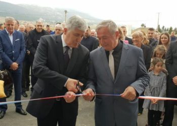 Čović otvorio hotel Jezero na Kupresu