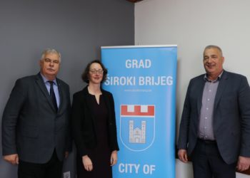 Dr. Ruth Wiseman, zamjenica veleposlanika UK Velike Britanije i Sjeverne Irske posjetila Široki Brijeg