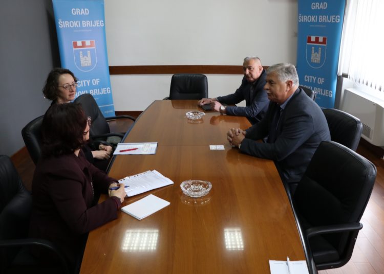 Dr. Ruth Wiseman, zamjenica veleposlanika UK Velike Britanije i Sjeverne Irske posjetila Široki Brijeg