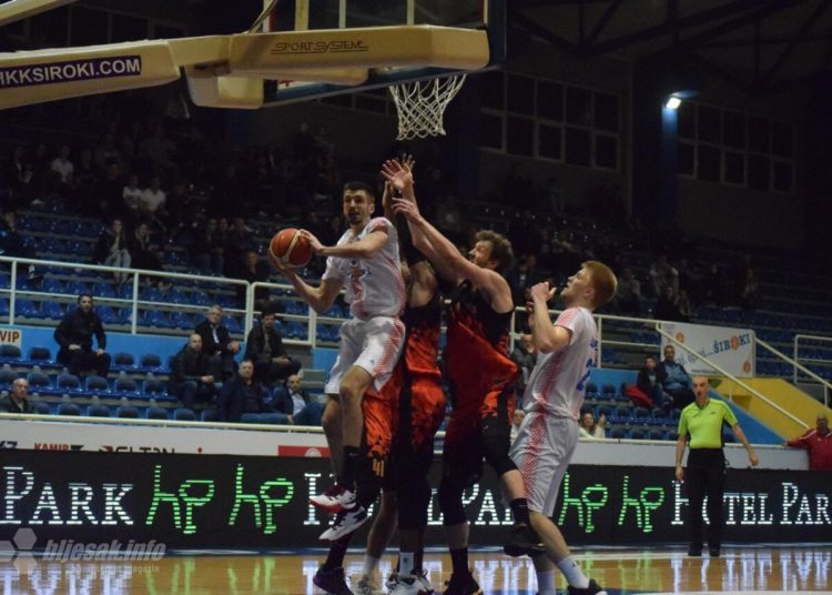 Široki stotkom isprašio Slobodu na Pecari