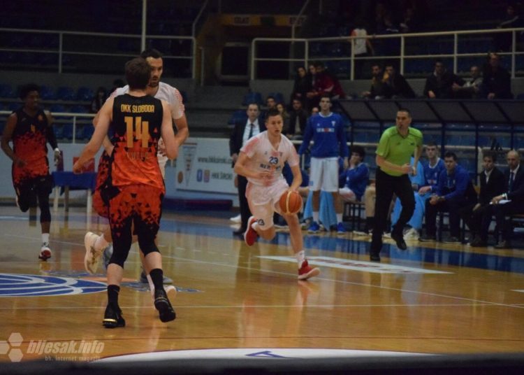 Široki stotkom isprašio Slobodu na Pecari