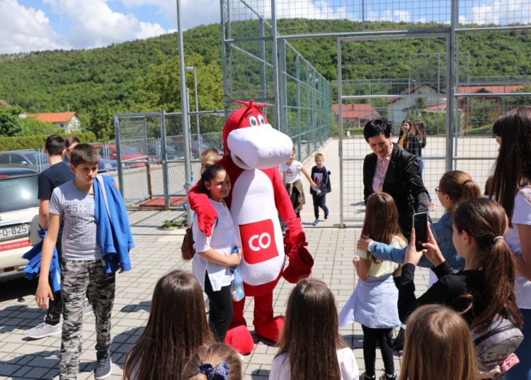 CENTRALKO razveselio djecu u Drugoj osnovnoj školi Široki Brijeg
