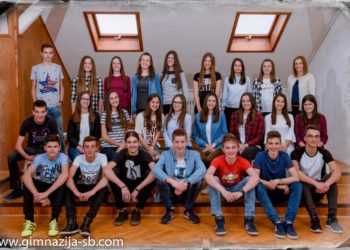 Širokobriješki gimnazijalci knjižnici darovali 81 knjigu