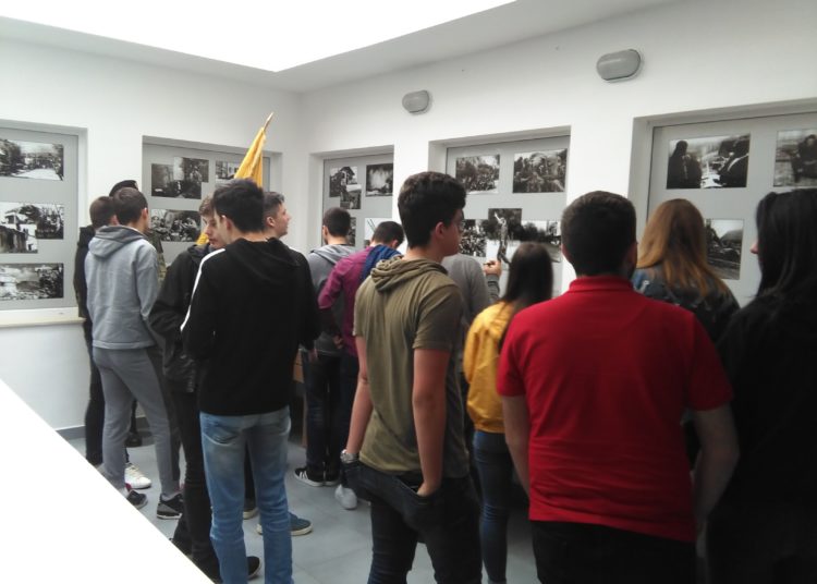 Srednjoškolci iz Širokog Brijega posjetili vojni muzej HVO-a i spomen kapelu sv. Ivana Krstitelja