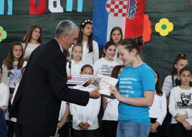 Druga osnovna škola Široki Brijeg proslavila svoj dan!