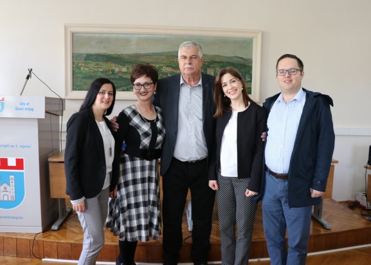 Gradonačelnik Kraljević upriličio prijem za učenike i profesore Glazbene škole Široki Brijeg