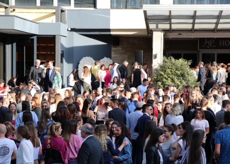 Maturalna zabava Gimnazije fra Dominika Mandića