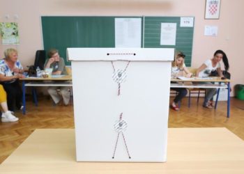 Otvorena biračka mjesta za Europski parlament, glasuju i hrvatski državljani u BiH