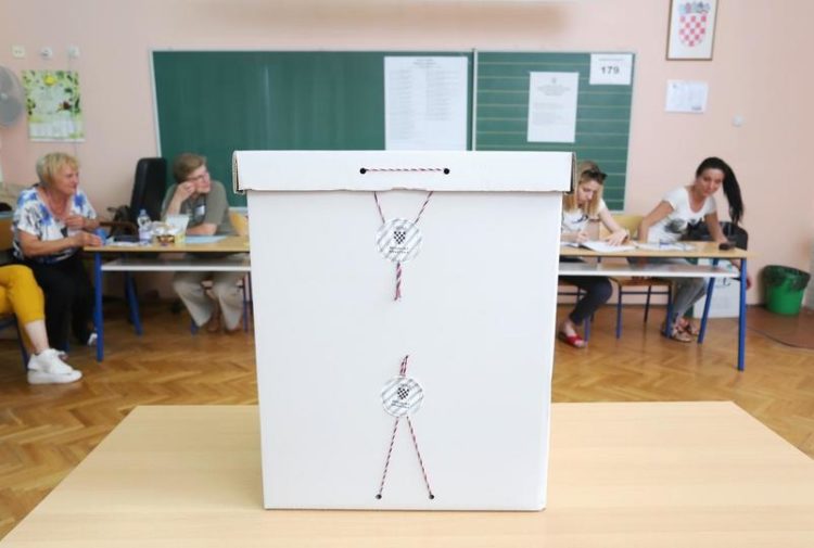 Otvorena biračka mjesta za Europski parlament, glasuju i hrvatski državljani u BiH