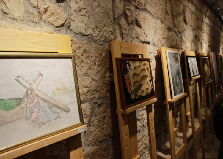 Posušje: Otvorena izložba „Vjera u očima djeteta“