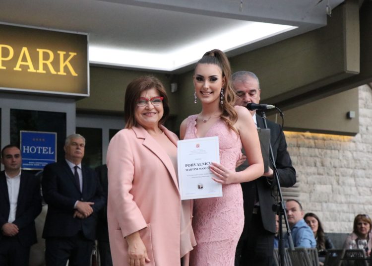 Maturalna zabava Srednje strukovne škole Široki Brijeg