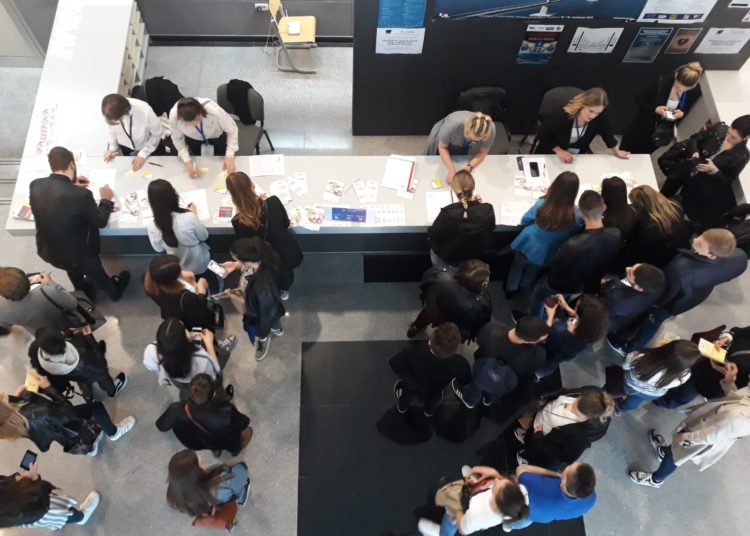 „Daruj organ, daruj nadu“: 113 studenata potpisalo donorske kartice