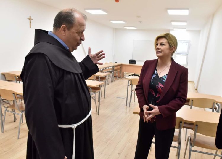 Kolinda Grabar-Kitarović posjetila Dompes u Mostaru