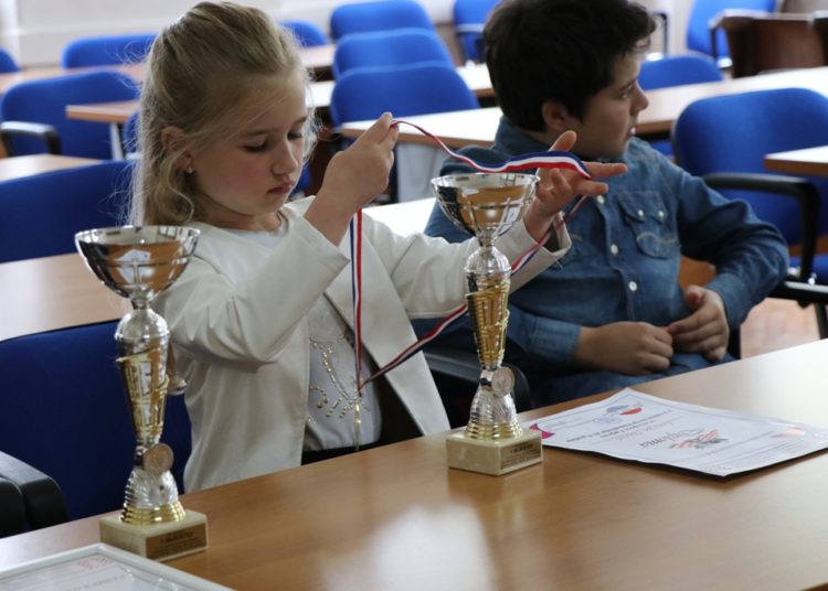 Članovi Šahovskog kluba „Široki Brijeg“ na prijemu kod gradonačelnika Kraljevića i predsjednika GV Topića