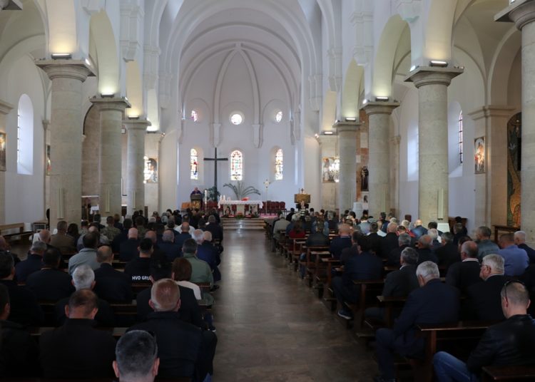 Široki Brijeg: Svečano obilježen Dan hrvatskih branitelja