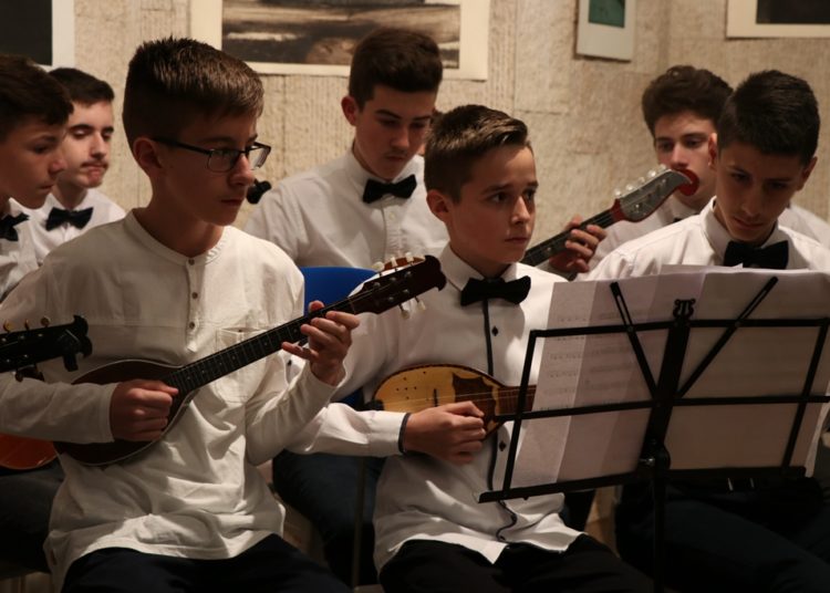 Večer hrvatskih skladatelja u Franjevačkoj galeriji u Širokom Brijegu