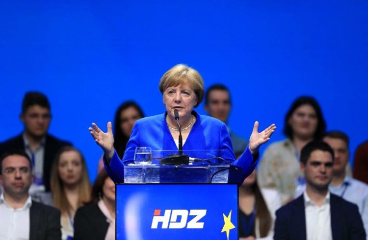Merkel na HDZ-ovom skupu progovorila hrvatski
