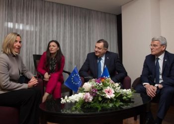 Mogherini na sastanku s Dodikom i Džaferovićom podržala europski put BiH