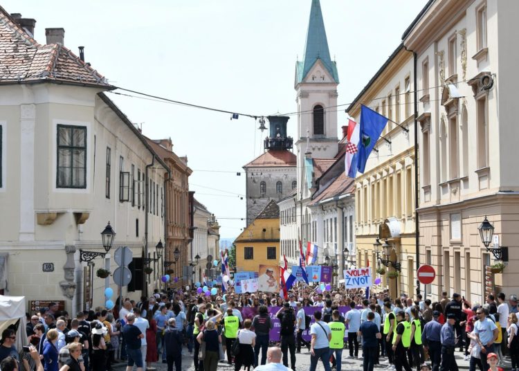 Hod za život u Zagrebu, Splitu i Zadru