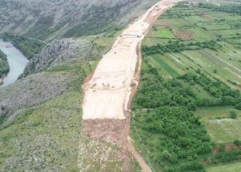 Pogledajte iz zraka kako napreduju radovi na dionici autoceste Buna-Počitelj